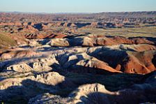 220px-Painted_Desert_badlands_Tawa_Point